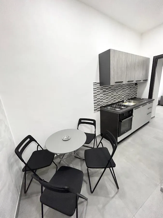 Luxury Home Valentino Naples 0*,  Italie